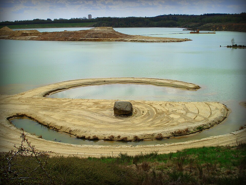 Bild der Skulptur Broken Circle
